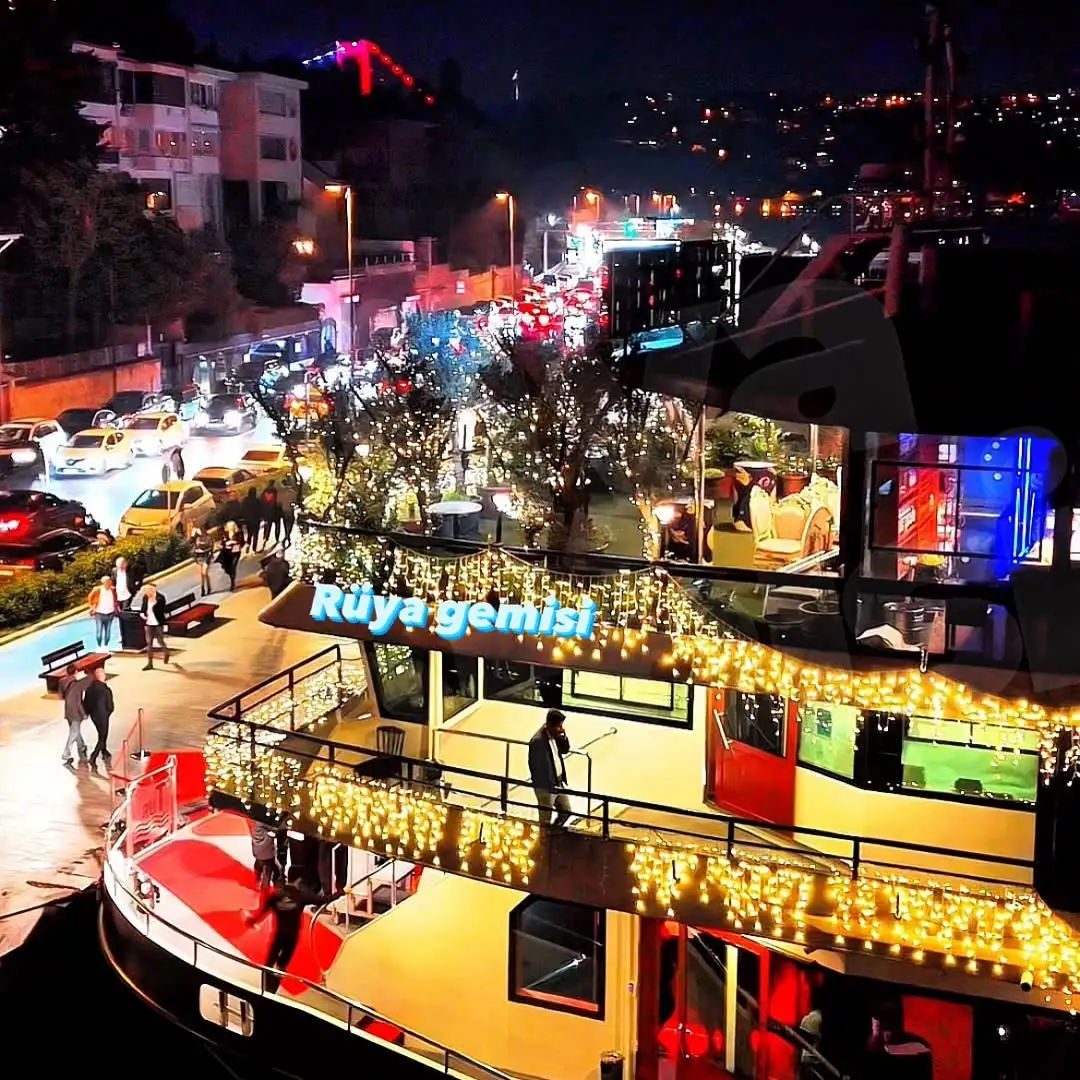 “Rüyaya-ilk-adımı-attım…”-_rüyagemisi-_denizüstündeeğlence