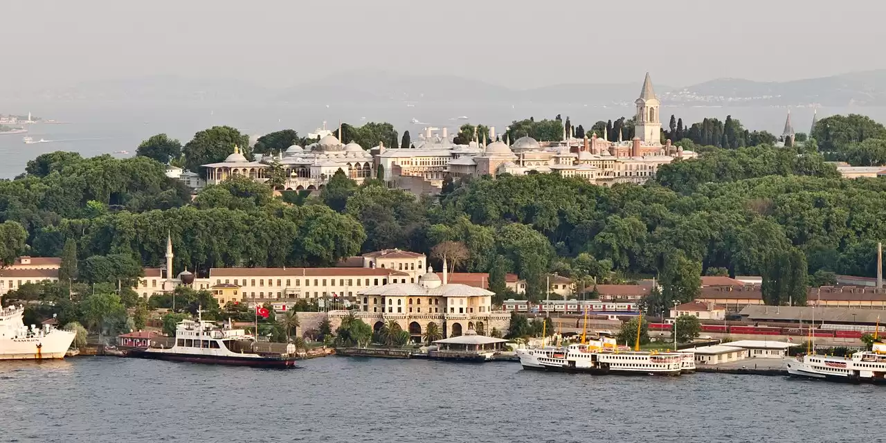 Byzantine Constantinople & Topkapı Palace Tour with Lunch — photo 1