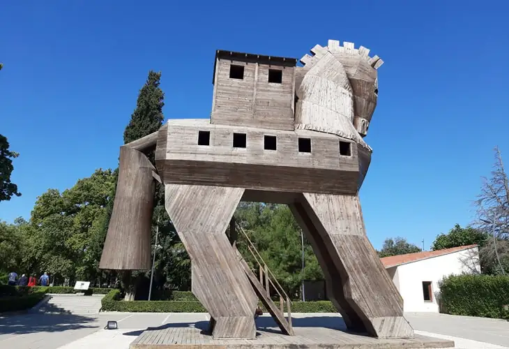 trojan horse day — Troy Tour from Istanbul — Full Day