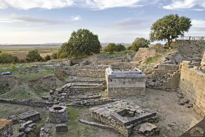 troy ruins plains view — Troy Tour from Istanbul — Full Day